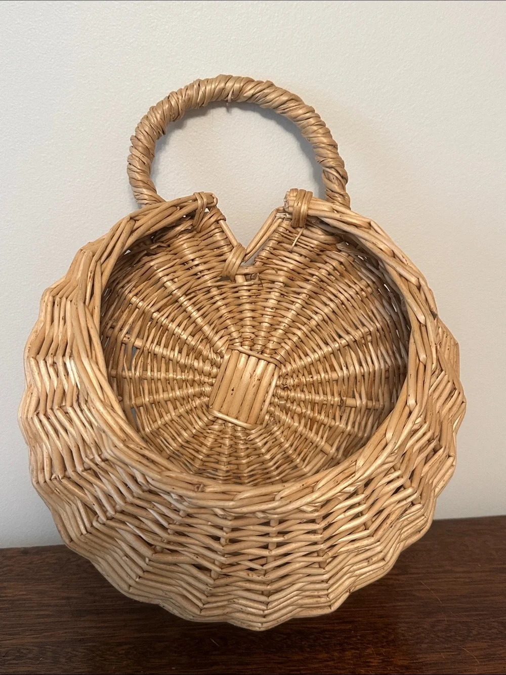 Round Woven Straw Hanging Basket- Natural